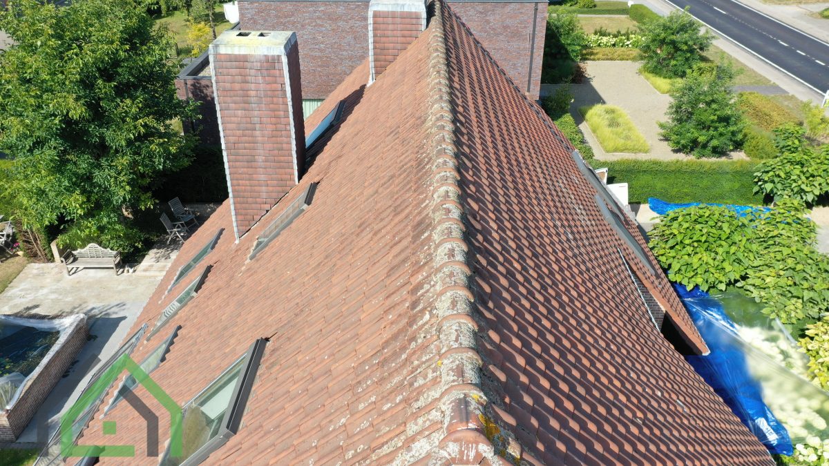 toiturier bruxelles · nettoyage toiture · nettoyage toit · demoussage toiture bruxelles · demoussage toiture brabant wallon